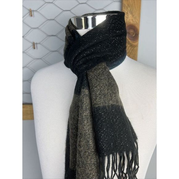 Steve Madden Muffler Scarf Lurex Striped Navy Black Shimmer Fringe Italy NWT - Picture 3 of 5